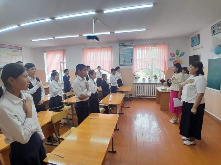 ҚАЗАҚ ТІЛІ, ҚАЗАҚ ТІЛІ МЕН ӘДЕБИЕТІ ПӘНІНЕН ЕМТИХАН ЖҰМЫСЫ БАСТАЛДЫ